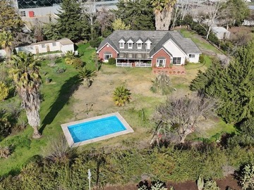 Venta / Casa / Colina