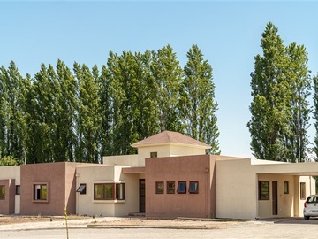 Venta / Casa / Colina