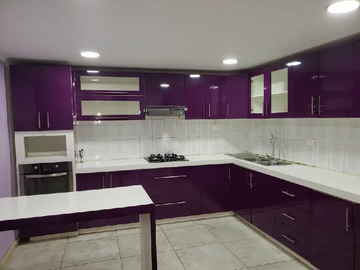 Venta / Casa / Colina