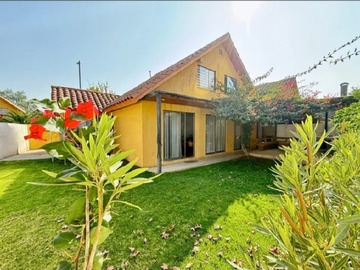 Venta / Casa / Colina