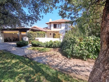 Venta / Casa / Colina