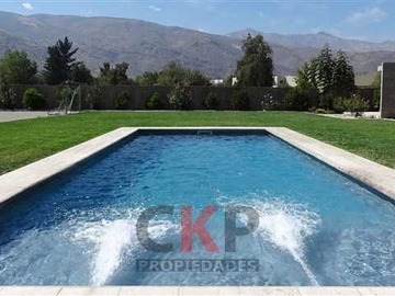 Venta / Casa / Colina