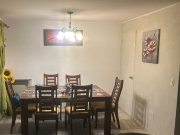 Venta / Casa / Colina