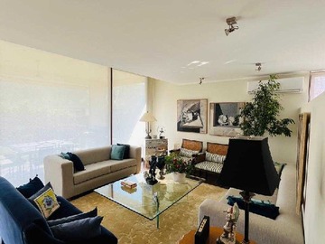 Venta / Casa / Colina