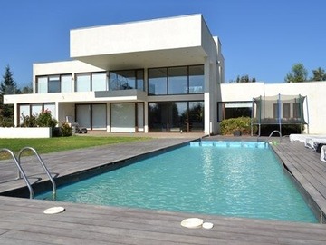 Venta / Casa / Colina