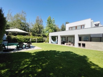 Venta / Casa / Colina