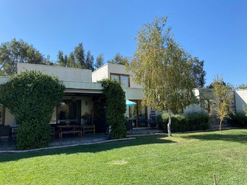 Venta / Casa / Colina