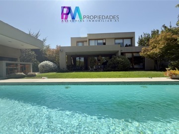 Venta / Casa / Colina