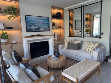 Venta / Casa / Colina