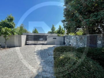 Venta / Casa / Colina