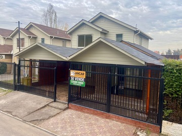 Venta / Casa / Colina