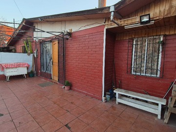 Venta / Casa / Colina