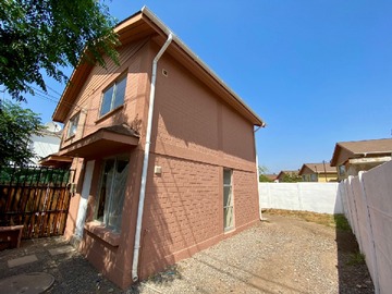 Venta / Casa / Colina