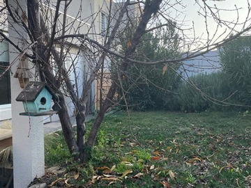 Venta / Casa / Colina