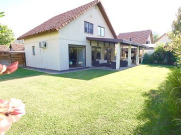 Venta / Casa / Colina
