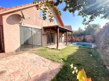 Venta / Casa / Colina