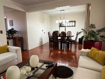 Venta / Casa / Colina