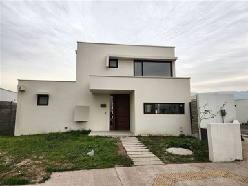 Venta / Casa / Colina