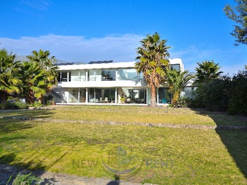 Venta / Casa / Colina