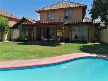 Venta / Casa / Colina