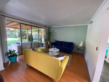Venta / Casa / Colina