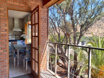 Venta / Casa / Colina