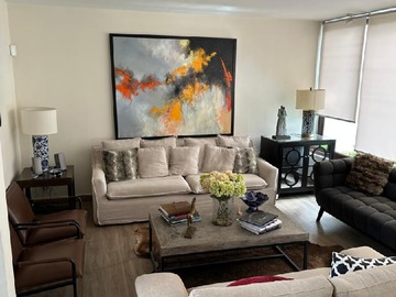 Venta / Casa / Colina