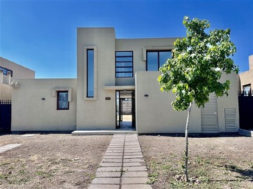 Venta / Casa / Colina