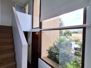 Venta / Casa / Colina