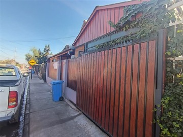 Venta / Casa / Colina