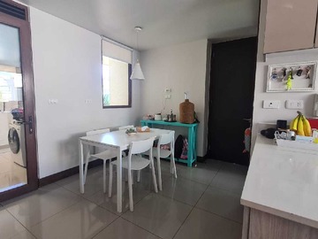 Venta / Casa / Colina