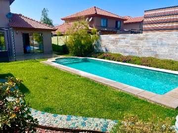 Venta / Casa / Colina