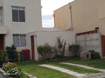 Venta / Casa / Colina