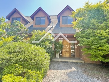 Venta / Casa / Colina