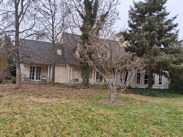 Venta / Casa / Colina