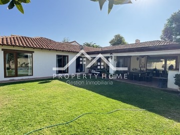 Venta / Casa / Colina