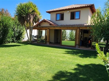 Venta / Casa / Colina