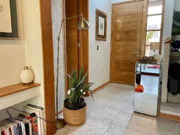 Venta / Casa / Colina