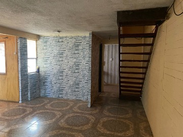 Venta / Casa / Colina