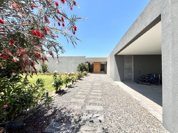 Venta / Casa / Colina