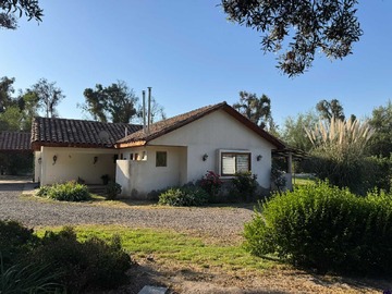 Venta / Casa / Colina