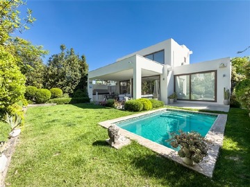 Venta / Casa / Colina