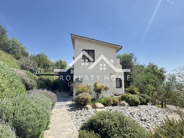 Venta / Casa / Colina