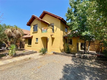 Venta / Casa / Colina