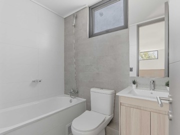 Venta / Casa / Colina