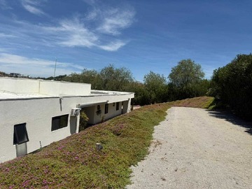 Venta / Casa / Colina