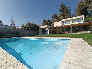Venta / Casa / Colina