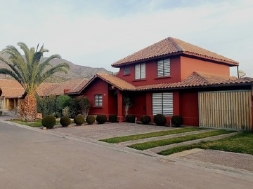 Venta / Casa / Colina