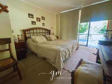 Venta / Casa / Colina