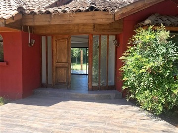 Venta / Casa / Colina